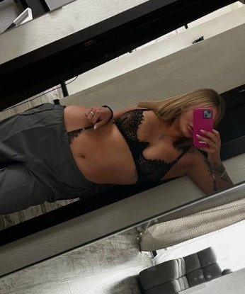 Алина